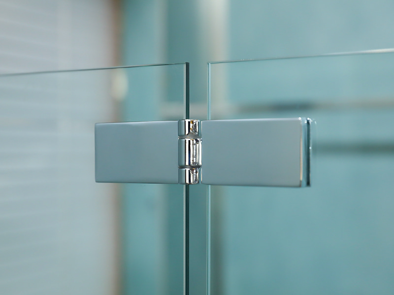 Gabinete de chuveiro com perfil de alumínio cromado LD Pivot Gabinete de chuveiro com perfil de alumínio cromado LD Pivot