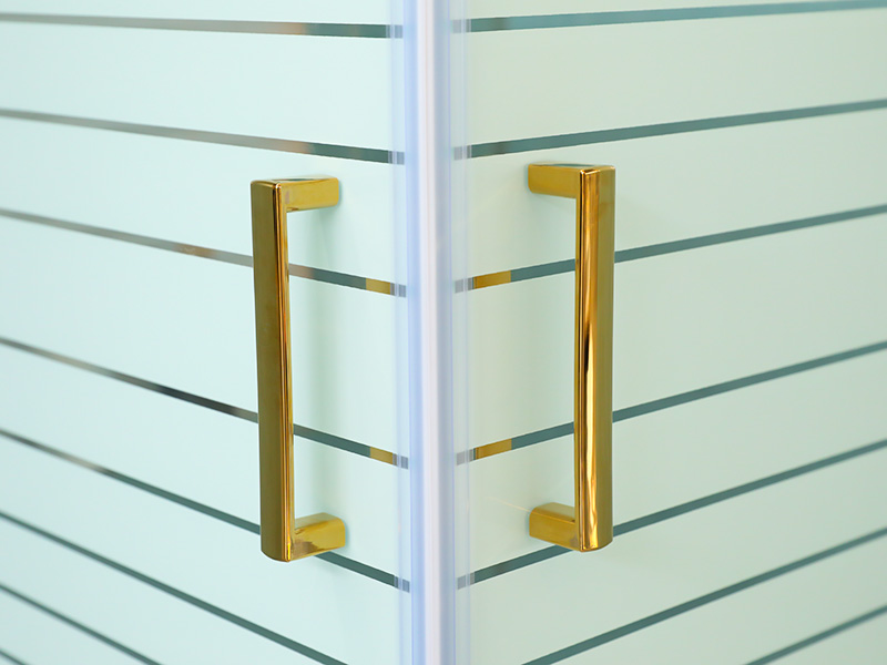 Box de chuveiro deslizante QUADRADO, vidro temperado transparente com impressão, perfil de alumínio dourado, alça com furos duplos, com bandeja Box de chuveiro deslizante QUADRADO, vidro temperado transparente com impressão, perfil de alumínio dourado, alça com furos duplos, com bandeja