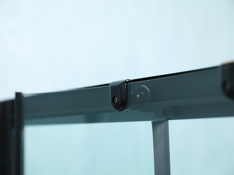 Caixa de chuveiro de vidro temperado deslizante com moldura de alumínio preta SE Caixa de chuveiro de vidro temperado deslizante com moldura de alumínio preta SE